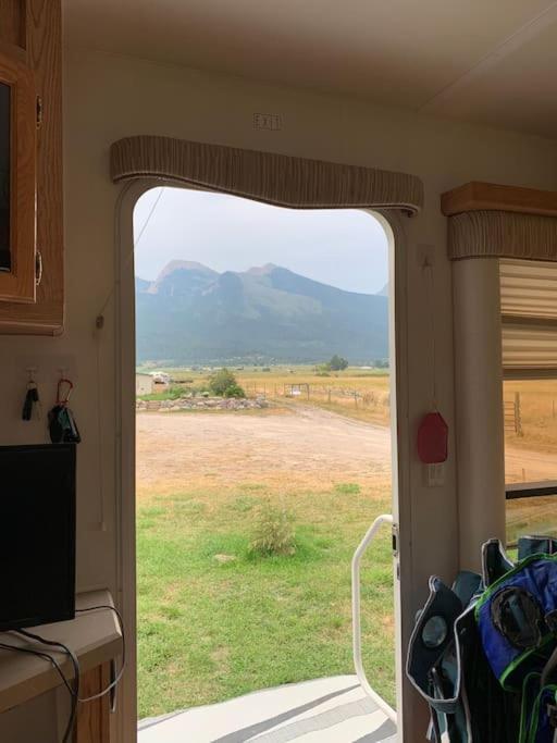 Mission Mountain Camper Saint Ignatius Exterior foto